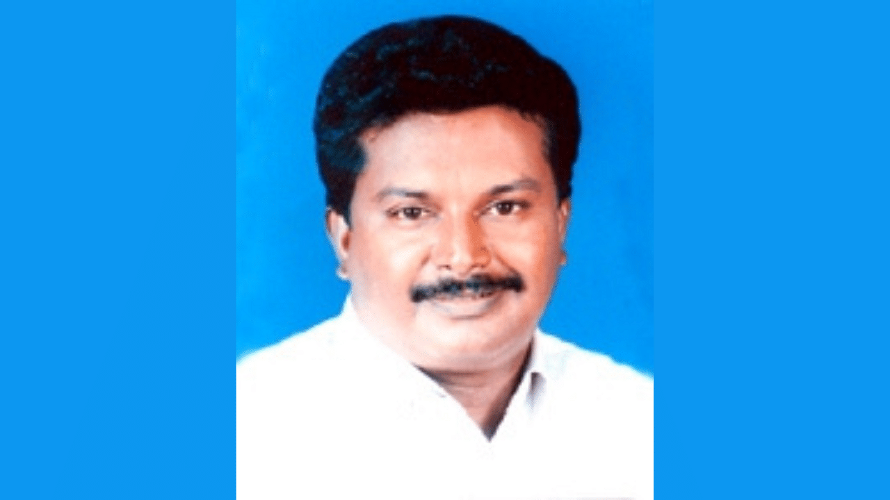 <div class="paragraphs"><p>Tamil Nadu Transport Minister S S Shivashankar.</p></div>